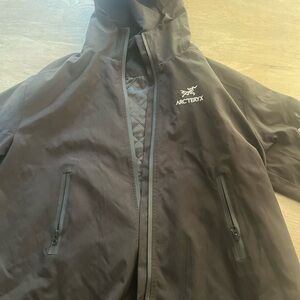 Arc'teryx Men's Black Jacket